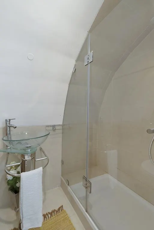 The Convent - Calm 1 Bedroom Apartment Close To The River 0*, Lissabon Portugal